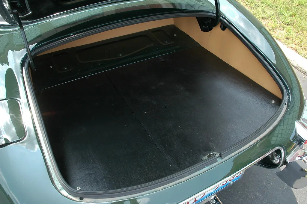 1968 Jaguar E-type 4.2 Roadster Series 1.5 - Image 38