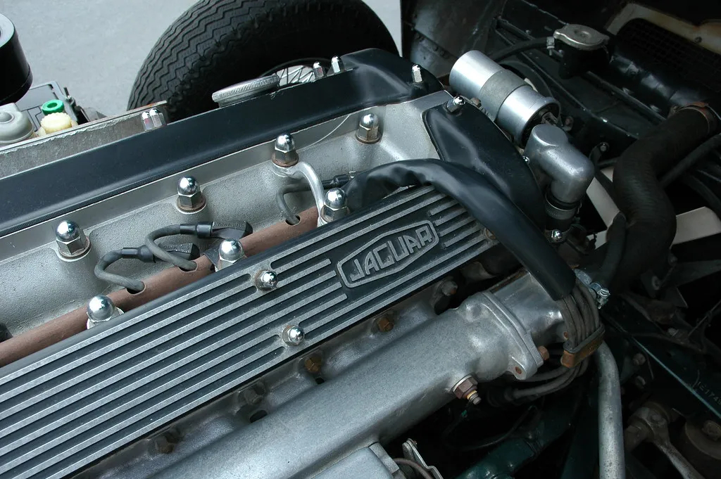 1968 Jaguar E-type 4.2 Roadster Series 1.5 - Image 39