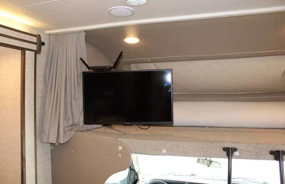 2021 Entegra Coach Esteem 31F - Image 14