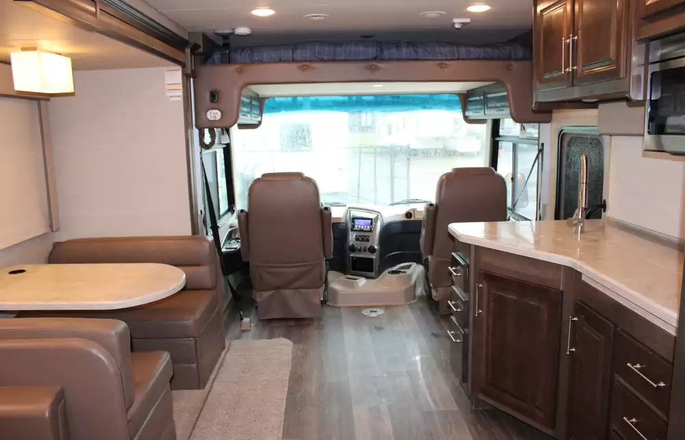 2019 Entegra Coach Emblem 36T - Image 6