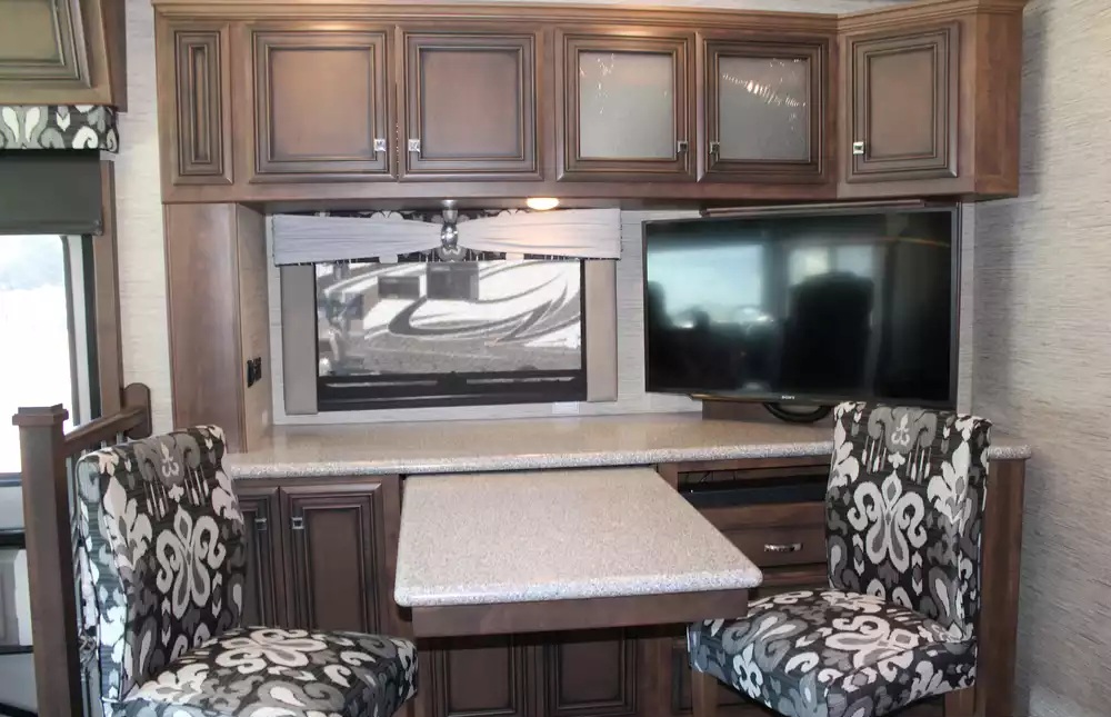 2018 Newmar Bay Star 3113 - Image 9