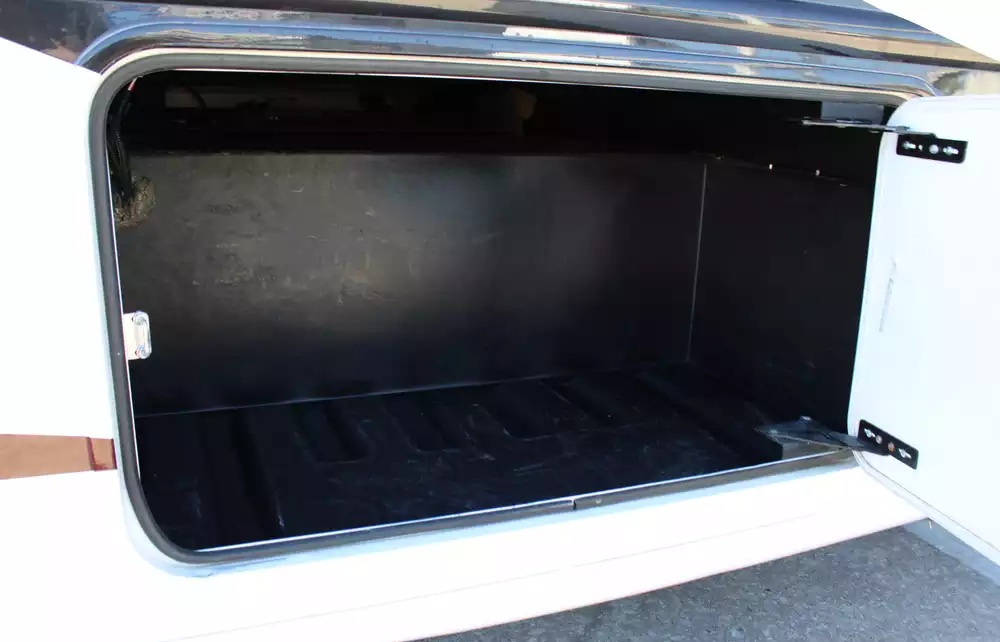 2017 Thor Chateau Super C 35SF - Image 57