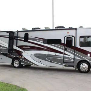 2022 Fleetwood Bounder 35K