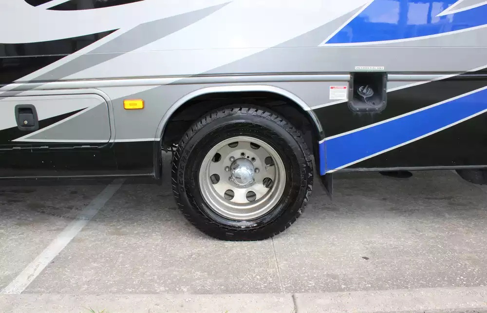 2021 Entegra Coach Esteem 31F - Image 21