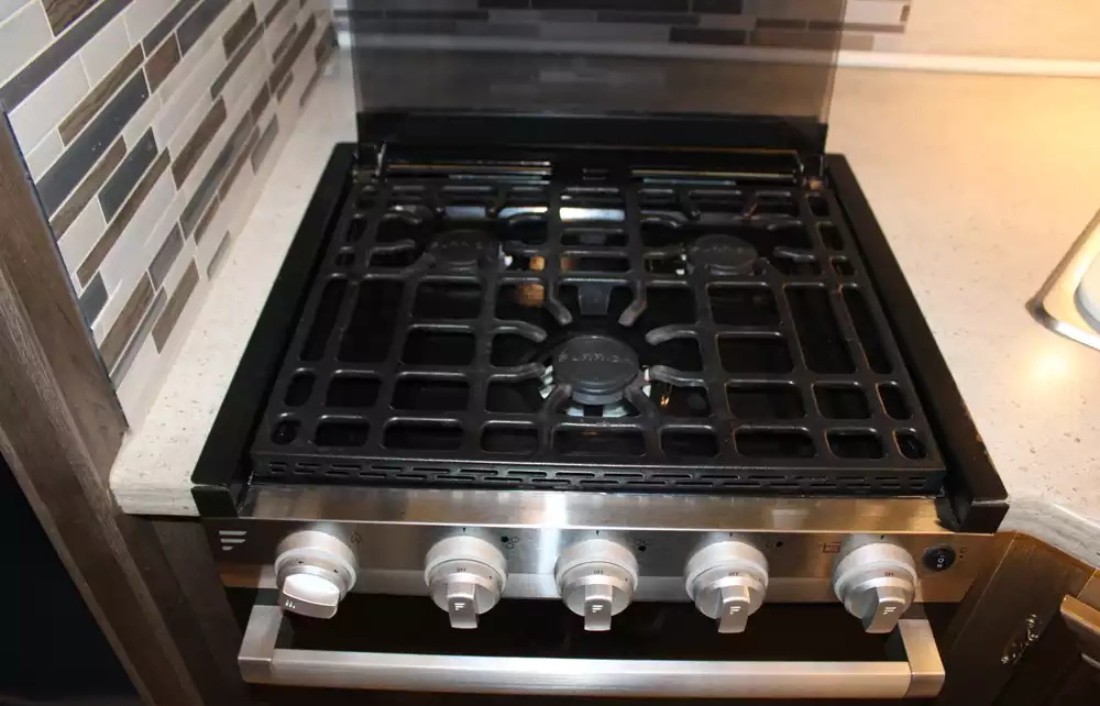 2021 Entegra Coach Esteem 31F - Image 22