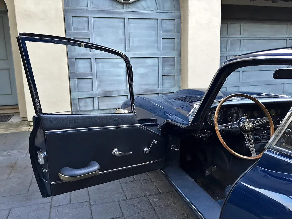 1966 Jaguar E-Type 4.2 Coupe - Image 8