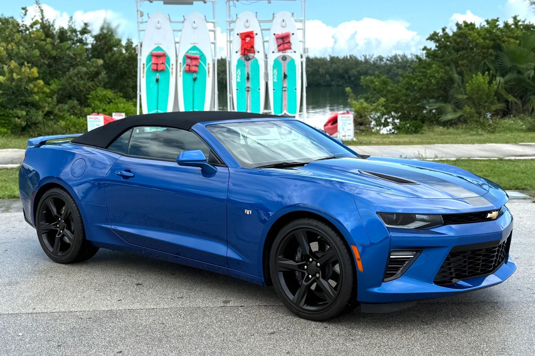 2016 Chevrolet Camaro 2SS - Image 2