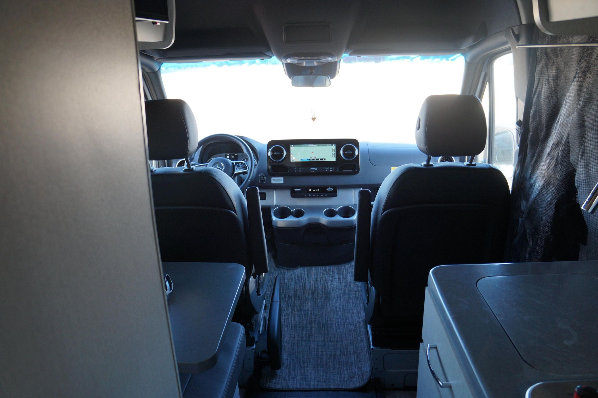 2022 Thor Sanctuary 4x4 - Image 51