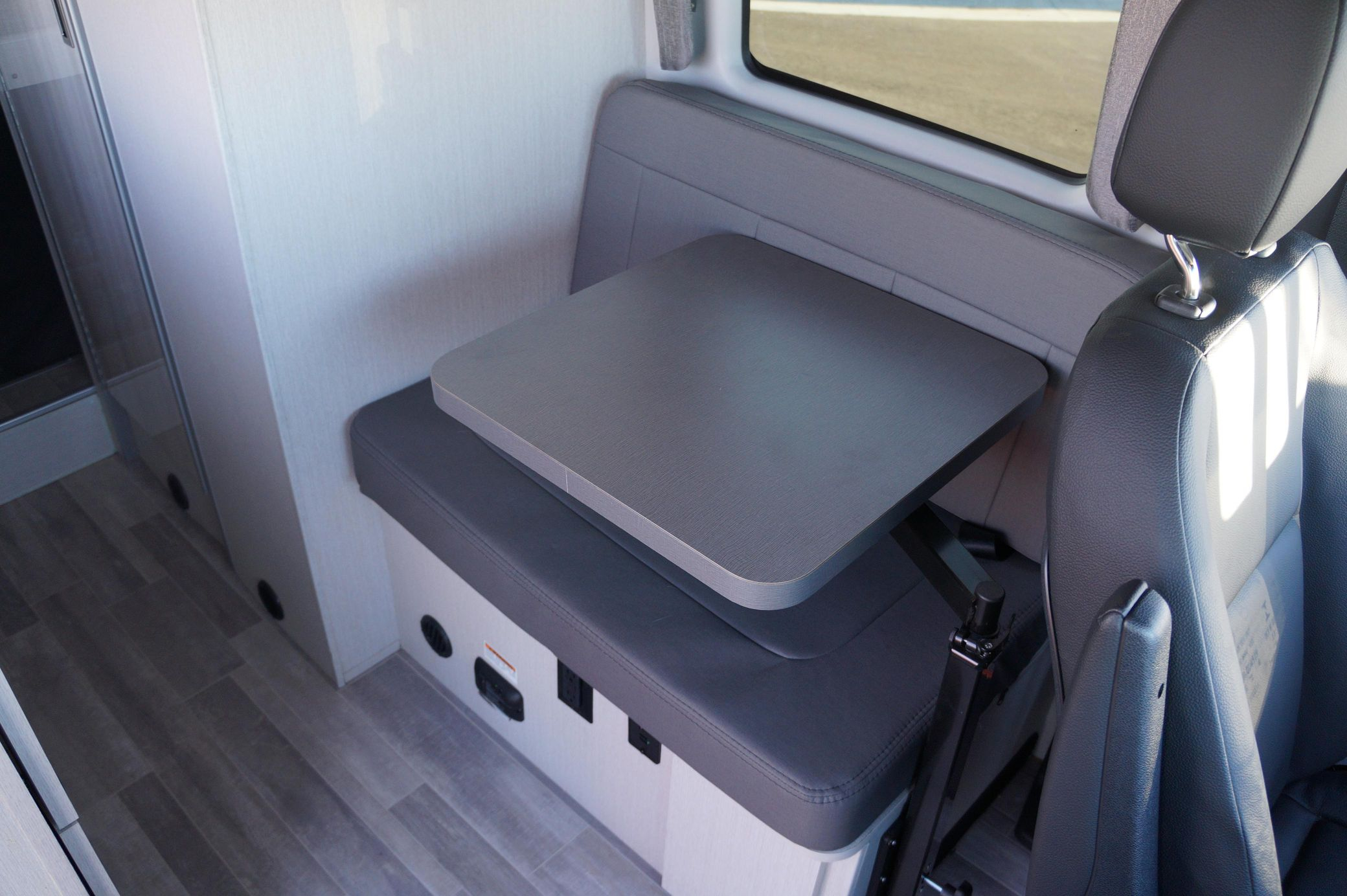 2022 Thor Sanctuary 4x4 - Image 54