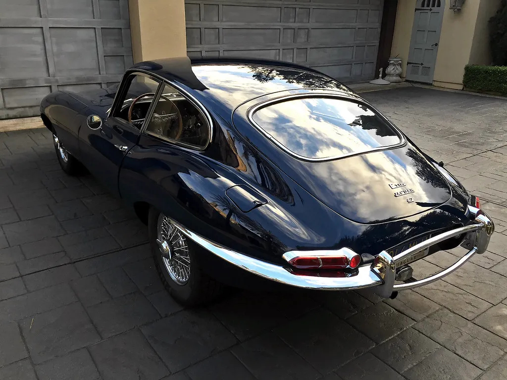 1966 Jaguar E-Type 4.2 Coupe - Image 7
