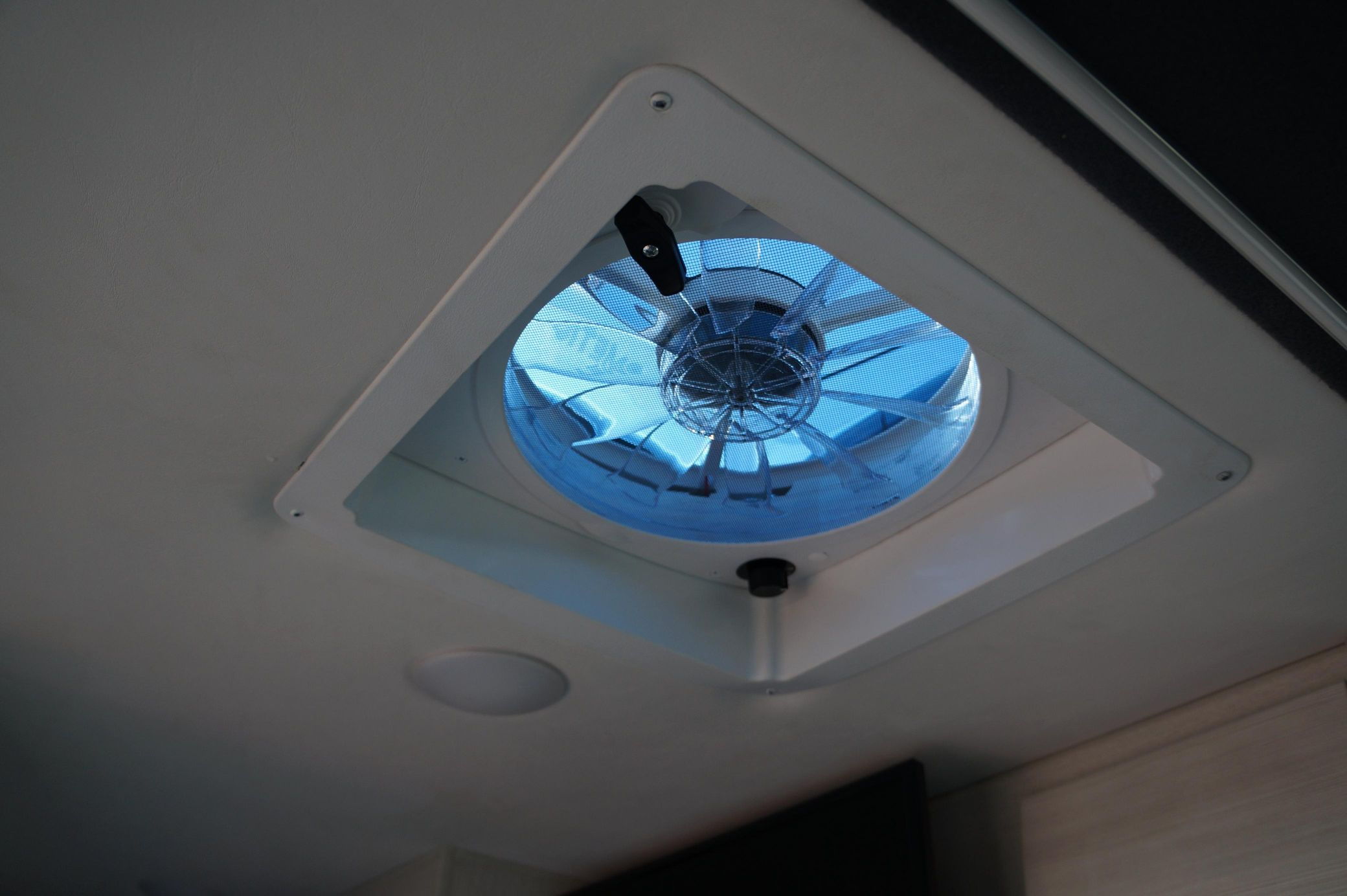 2022 Thor Sanctuary 4x4 - Image 61